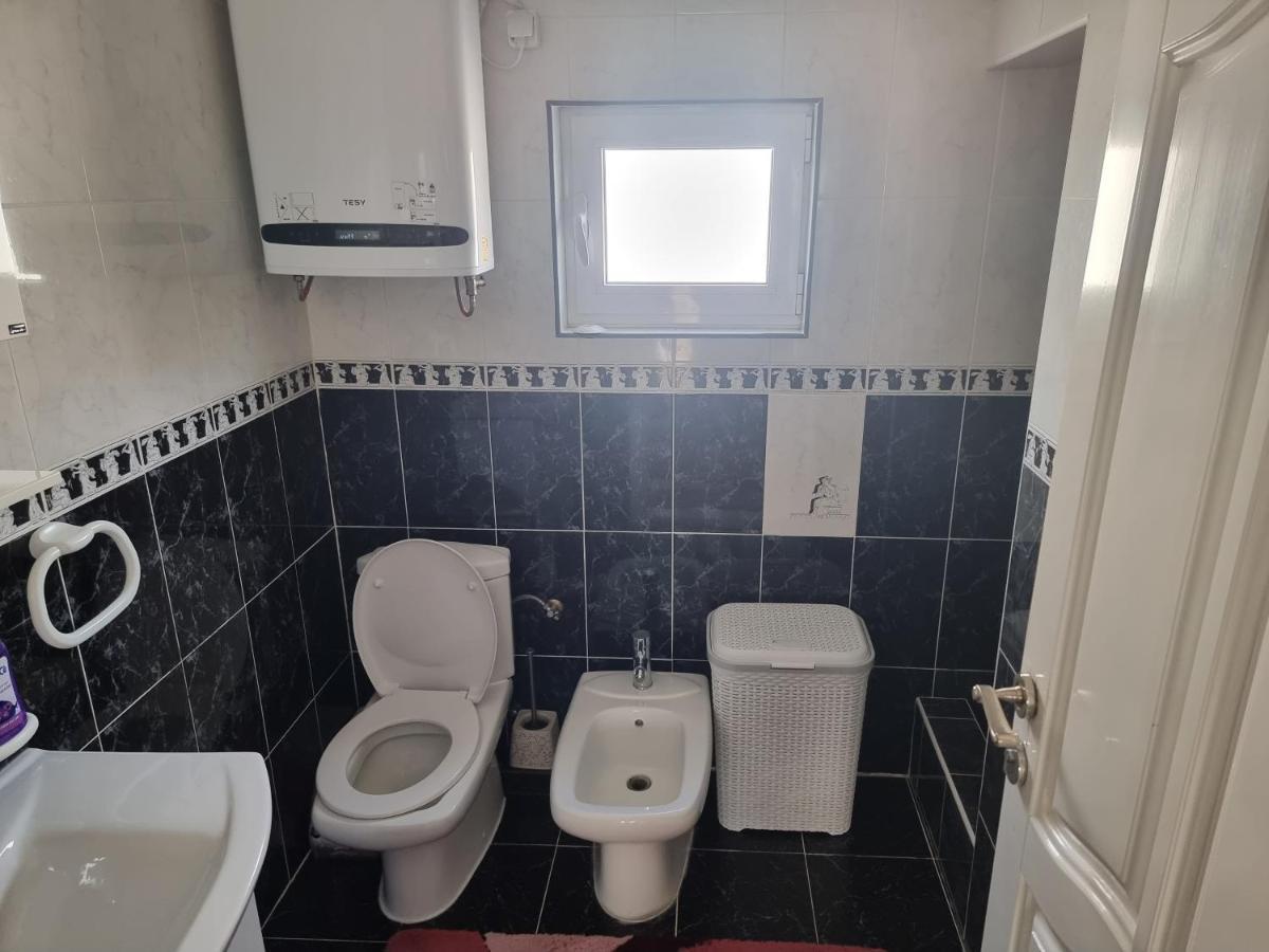 Apartmani Mina بار المظهر الخارجي الصورة