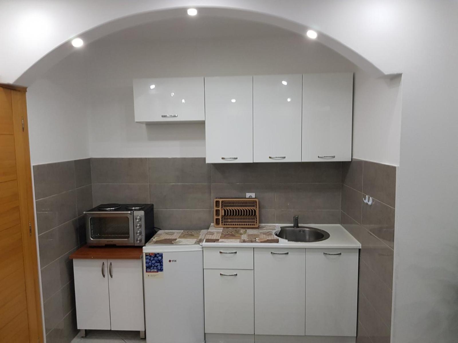 Apartmani Mina بار المظهر الخارجي الصورة