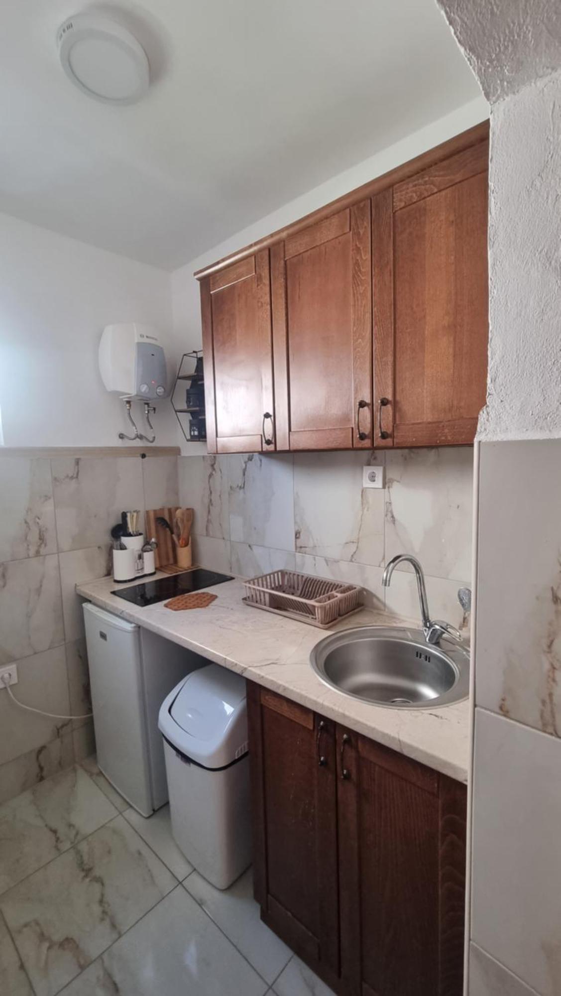 Apartmani Mina بار المظهر الخارجي الصورة